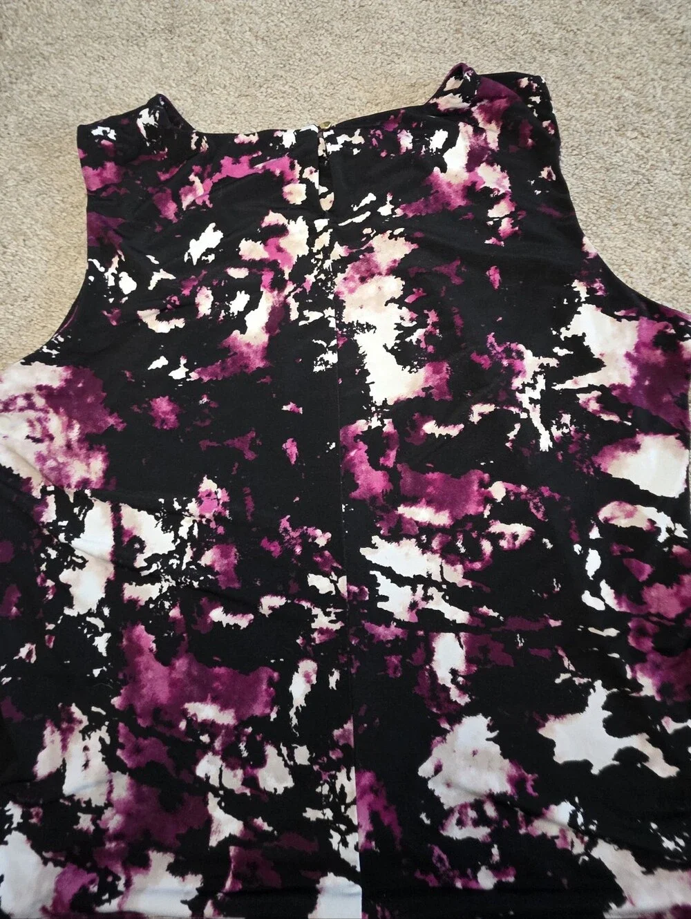 Calvin Klein Abstract Print Cami – Size 1X - Picture 6 of 9